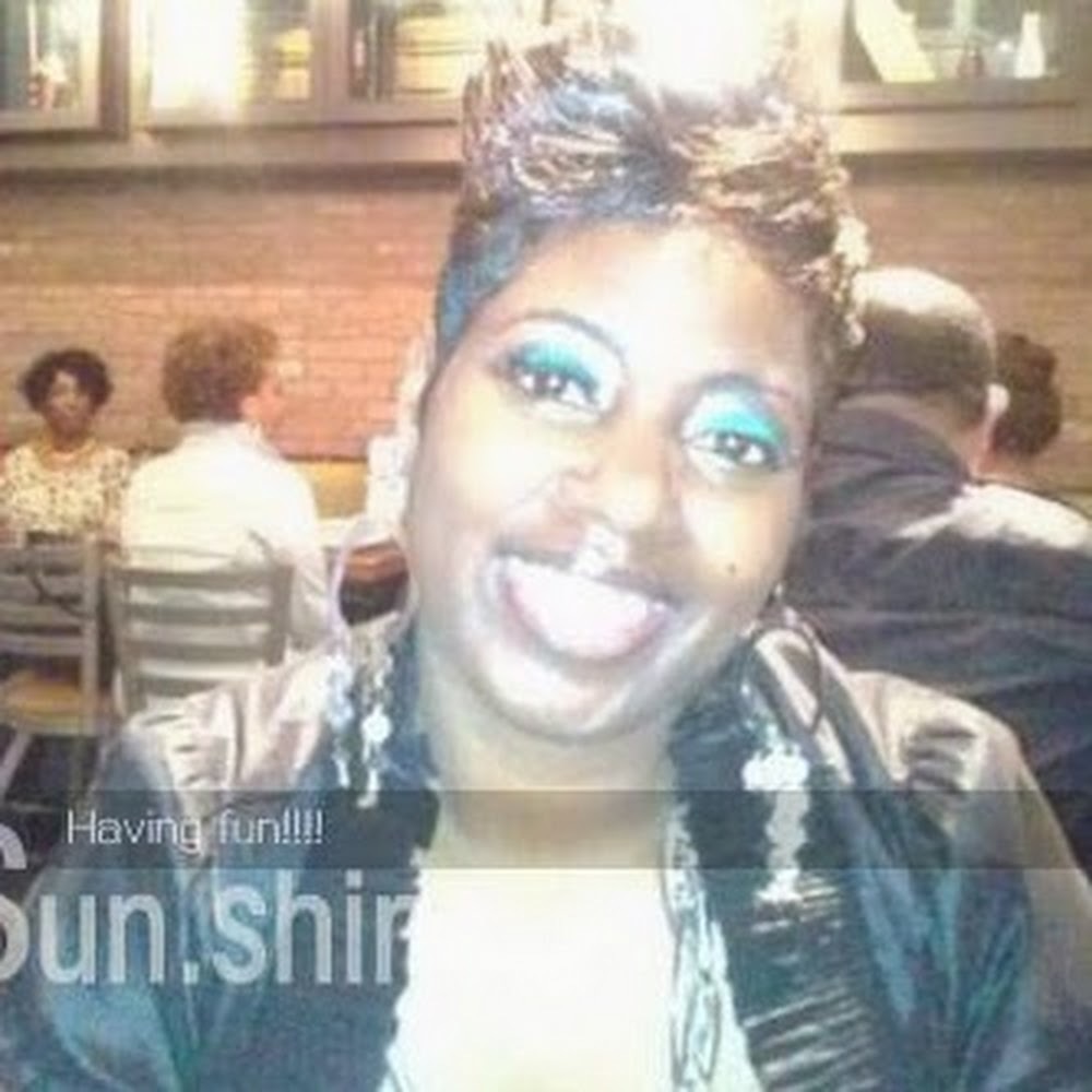 Meet your Posher, Mandee